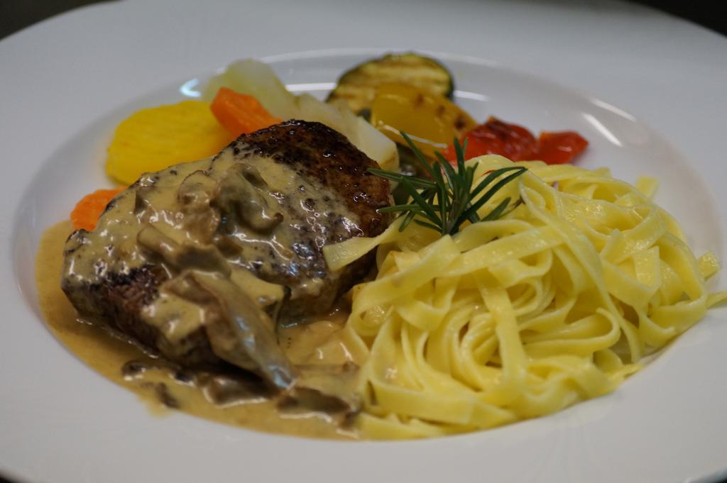 Garni-Gasthaus Elmer Matt Luaran gambar